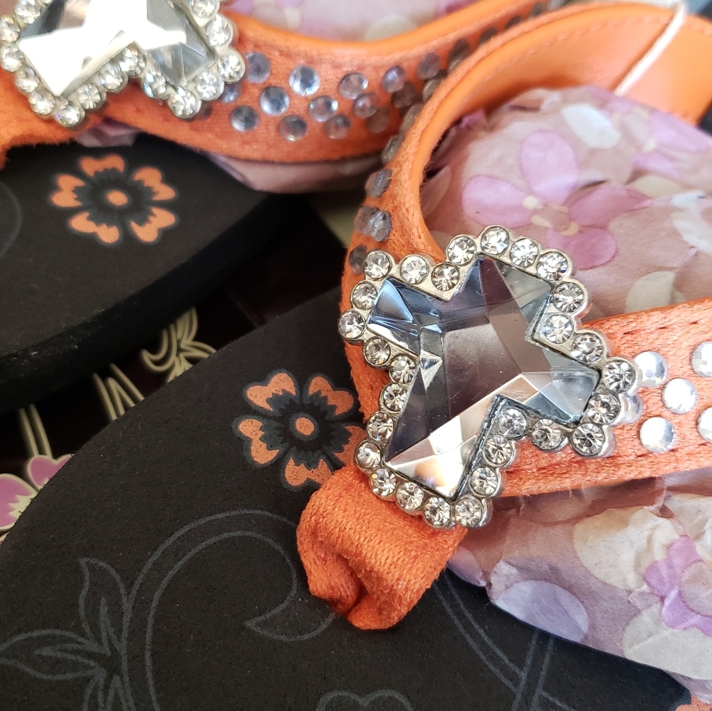 Girls Youth Size 4 Montana West Rhinestone Cross Flip Flop Sandals